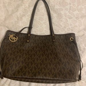 Michael Kors tote with matching wristlet/wallet